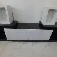 میز تلویزیون دیواری