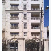 فروش واحد 170متری دو نبش دانشگاه(املاک)