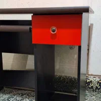 میز کامپیوتر درحد نو