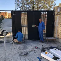 جک بازویی،درب ریلی،قفل برقی،آرام بند،آیفون تصویری|خدمات پیشه و مهارت|اراک, |دیوار