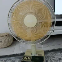پنکه دستی توشیبا ژاپنی موتور بزرگ قدیمی|پنکه و تصفیه‌کنندهٔ هوا|اهواز, کوی باهنر|دیوار