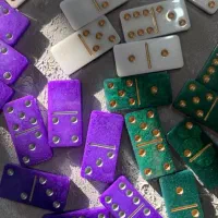 دومینو رزینی