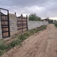 ۳۰۰ متر زمین چسبیده به بافت