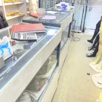 تجهیزات بوتیک ( مانکن و رگال و..)