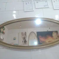 دکور شامل اینه میز کشو و...