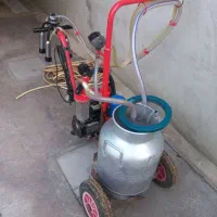 گاو. شیر دوش|ماشین‌آلات صنعتی|دورود, |دیوار