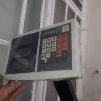 ترازو ۱۰۰ کیلویی دیجیتال
