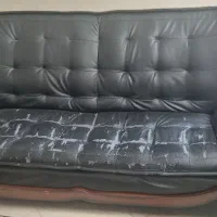 مبل چرم ترک فقط نشیمنش نیاز ب تعمیر داره|مبلمان خانگی و میز عسلی|تهران, شهرک بعثت|دیوار