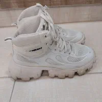 کتونی گردن دار سایز 38