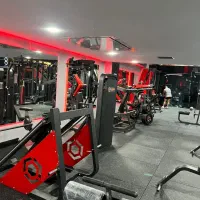 مربی بدنسازی آقا