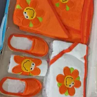 سرویس حوله بچگانه