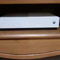 xbox one  s یک ترا بایت دیجیتال دو دسته اصلی