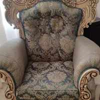 مبل سلطنتی با عسلی|مبلمان خانگی و میز عسلی|میانه, |دیوار