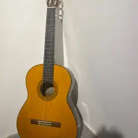 گیتار یاماها c70 همراه با لوازم جانبی