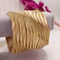 بدلیجات.گوشواره.انگشتر.دستبند.نیمست