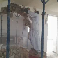 تخریب باپیکور وکار بنایی انجام میشود