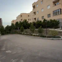 ۶۳ متری گل یخ بدون پارکینگ