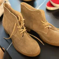 تعدادی کفش همه نو نو