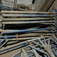 ۹۰ عدد جک ۴ متر و ورق ۲ میل فولاد مبارکه و قالب|مصالح و تجهیزات ساختمان|فولادشهر, A1|دیوار