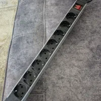 پاور ماژول ۸ پورت با بدنه آلومینیوم