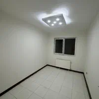 آپارتمان ۸۰متری نورگیر شهرک ابریشم (املاک برتر)|فروش آپارتمان|چهارباغ, |دیوار