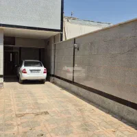 منزل مسکونی  دو واحدی  حبیب اباد برخوار|فروش خانه و ویلا|حبیب آباد, |دیوار