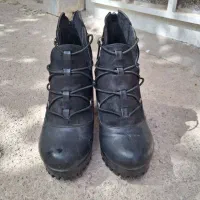 کفش زنانه ۳۰۰ سایز۴۰