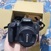 کنون Canon 800D نوی نو