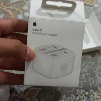 یک کله شارژر آیفون