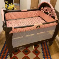 تخت نوزاد گراکو  تخت و پارک چندکاره، کارکرده تمیز|تخت و صندلی بچه|شیراز, ملاصدرا|دیوار
