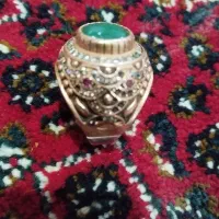 فروش انگشتر بسیار زیبای شاهی