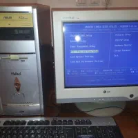 کیس و مانیتور سالم