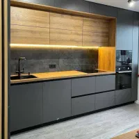 شاگرد برای کار کابینت