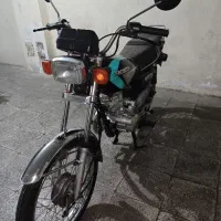هوندا 125 استارتی مشکی87 پلمپ و 125 آبی 86
