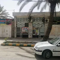 یک باب مغازه تجاری واقع در بلوار ولیعصر
