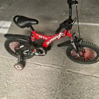 دوچرخه کودک با کمکی