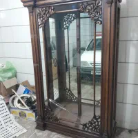 ویترین چوب راش