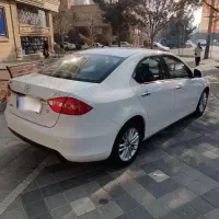 جک جی ۵بدون رنگ اتوماتیک|خودرو سواری و وانت|تبریز, |دیوار