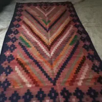 گلیم سنتی سالم و تمیز