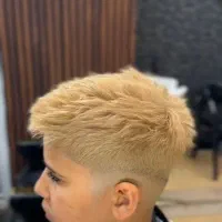 مدل رنگ و کوتاهی رایگان|خدمات آرایشگری و زیبایی|قم, عشقعلی|دیوار