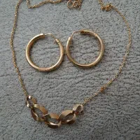 گردنی و گوشواره طلا