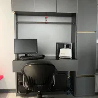 میز کار و کتابخانه