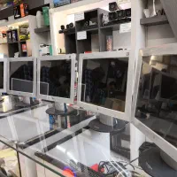 مانیتور ۱۵ اینچ ال جی با کیفیت بالا