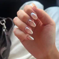 خدمات ناخن در منزل بانوان Amanda