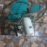 پنکه موتور بزرگ  بدن فلزی سالم بدون هیچ مشکلی|پنکه و تصفیه‌کنندهٔ هوا|رشت, کوی امام رضا|دیوار