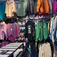 فروش کلیه لوازم مغازه پوشاک