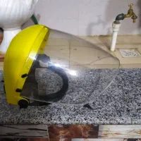 سلام یک عدد نقاب محافظ صورت برای جوشکاری