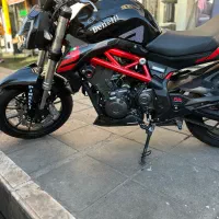 بنلی ۳۰۰ دوسیلندر