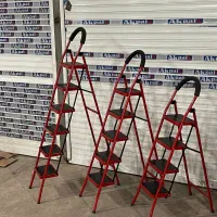 نردبان تاشو فلزی