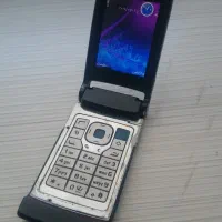 Nokia N76